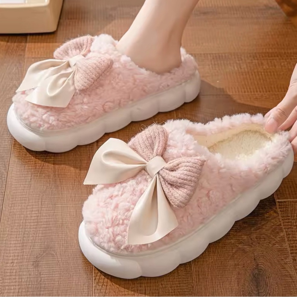 Elegant Pink Bow Slippers for Women